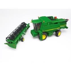 bruder - John Deere Mähdrescher T670i