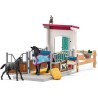 Schleich HORSE CLUB 42611 Pferdebox mit Stute und Fohlen